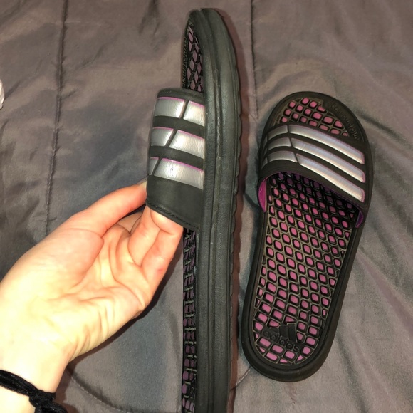 adidas slides - Picture 2 of 4